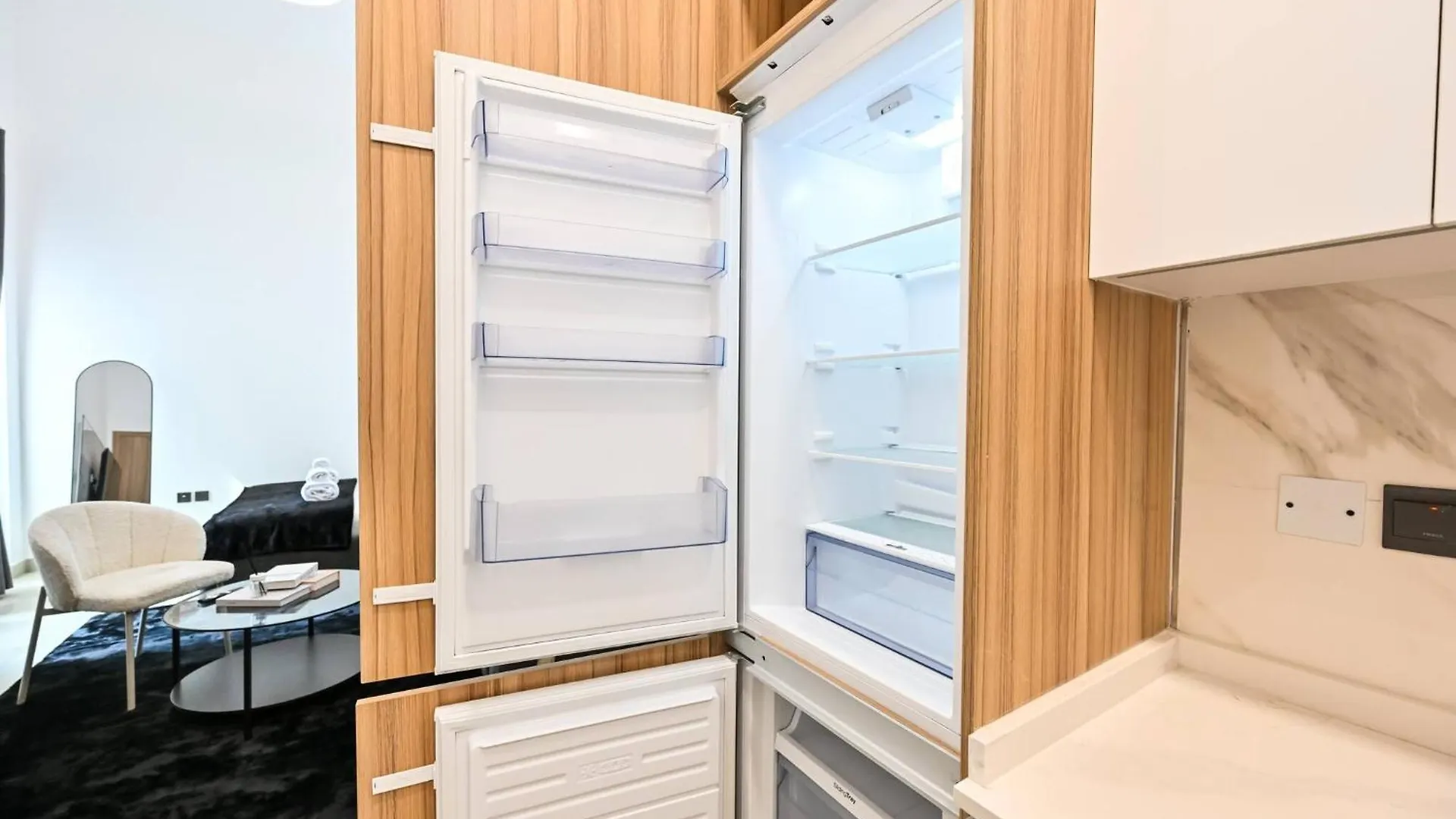 Apartment Modern Studio With Balcony And Pool Access - Holiday Boulevard Dubai United Arab Emirates