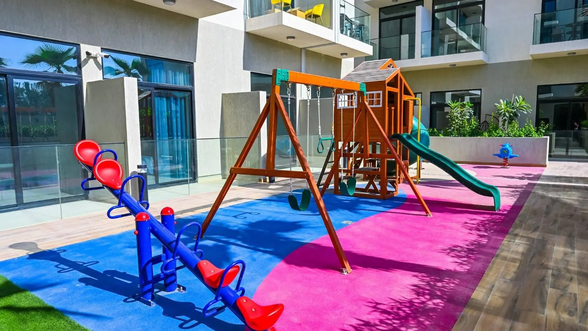 Apartment Modern Studio With Balcony And Pool Access - Holiday Boulevard Dubai